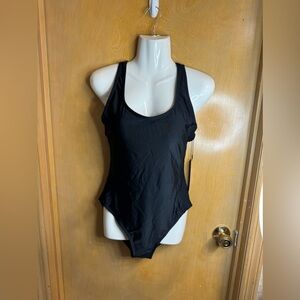 Nicole Miller Size M Swimsuit